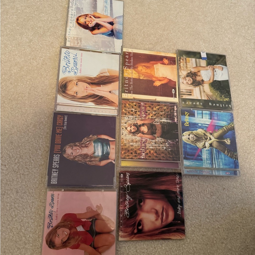 Britney Spears Y2K CD Collection - Picture 2 of 2